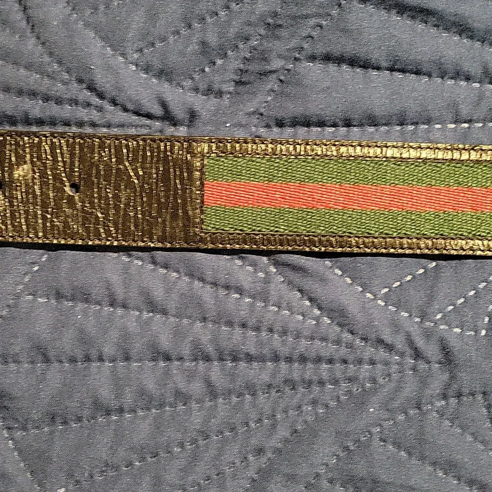 womans Gucci Belt